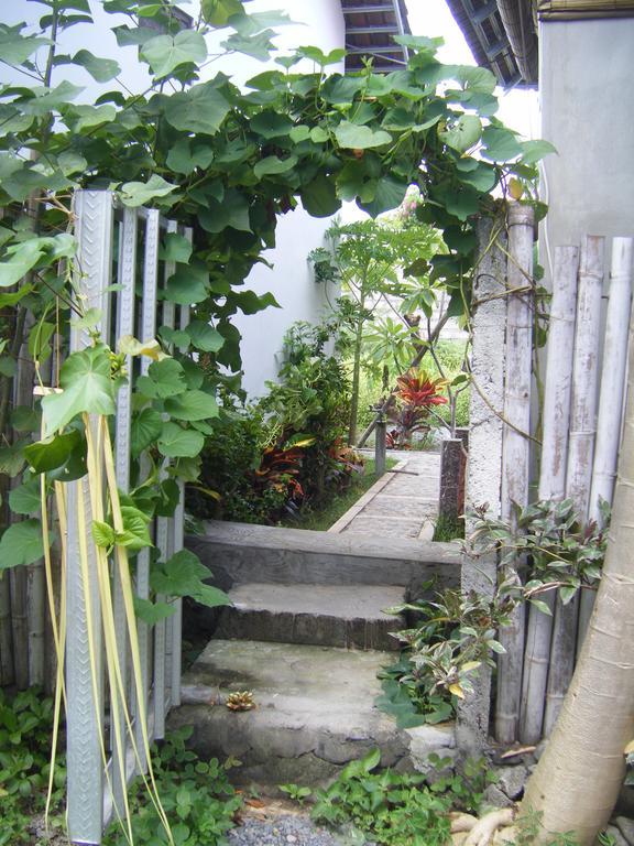 Alur Beach Homestay Amed Exteriör bild