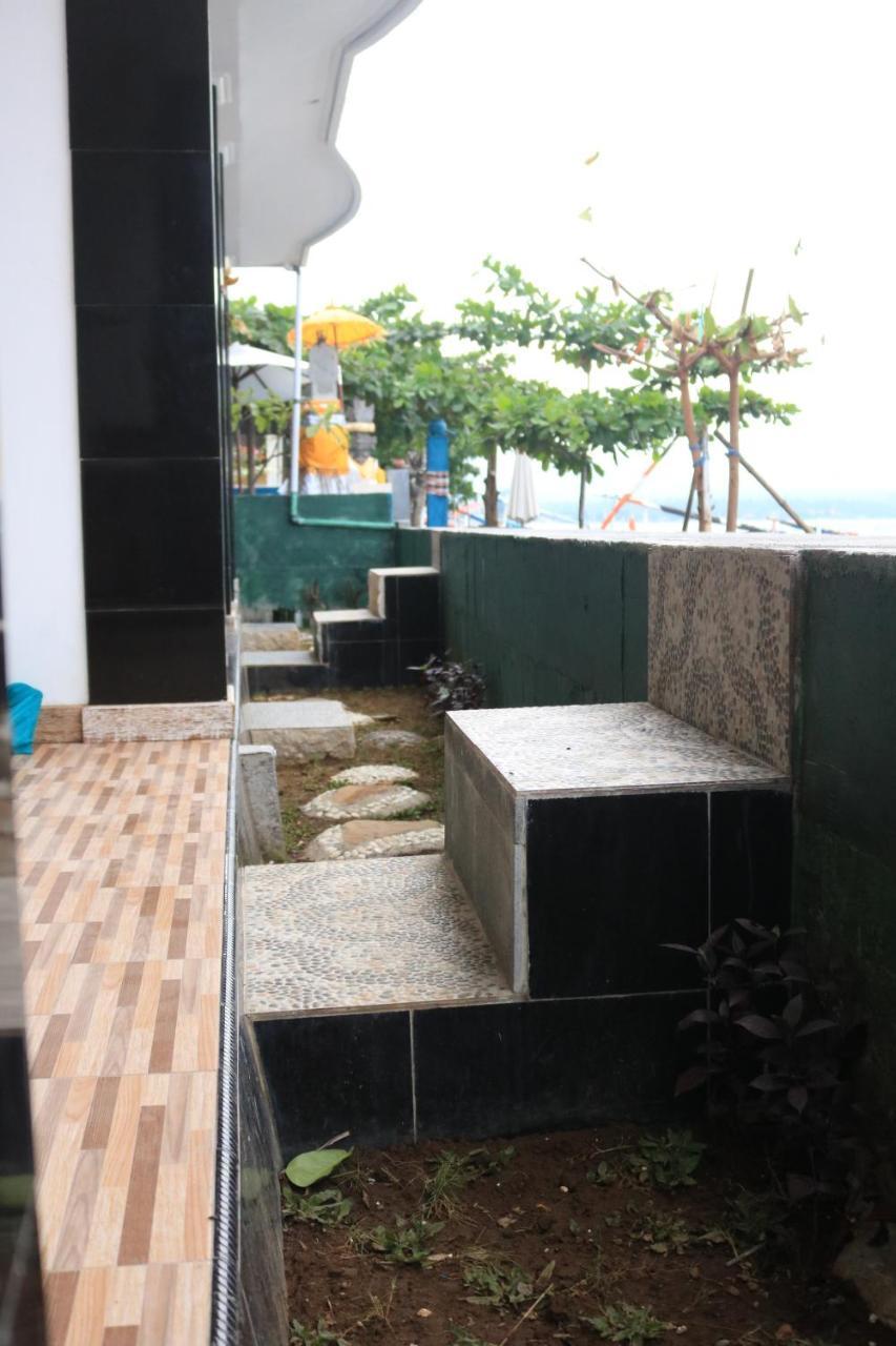 Alur Beach Homestay Amed Exteriör bild